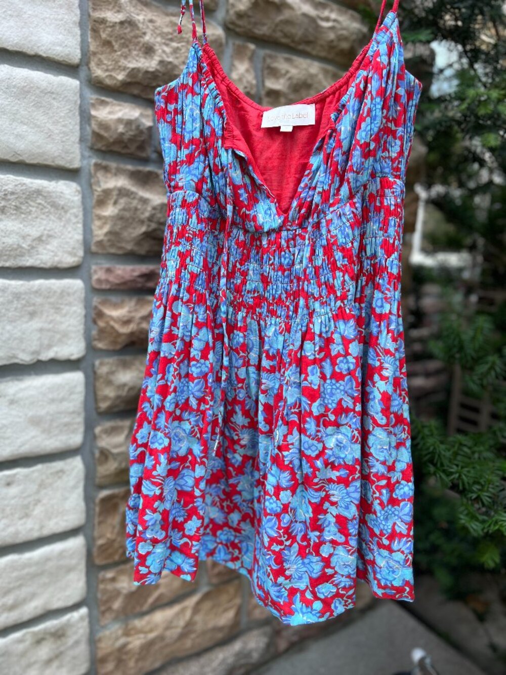 Love the Label Blue & Red Floral Dress – Size Small – Smocked Waist